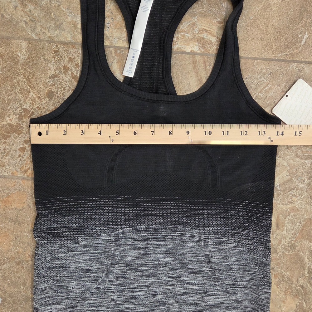 NWT Lululemon Swiftly Tech Racerback Tank Top Black White Ombre Space Dye Size 4 - Picture 5 of 7